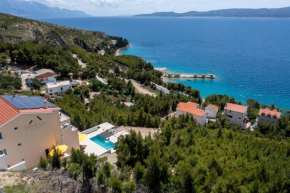 JOELL Apartments